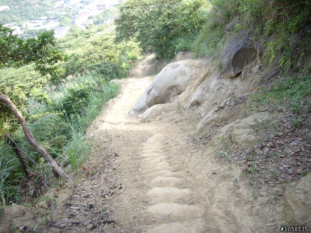 北縣樹林市大棟山OFF ROAD 人間仙境2 越野與人生DVD(非安全/錯誤示範/請勿學習)(吳歐)(小李)越野登山車/全地形 all mountain單車請林道弟兄多鋪一些dvd以利林道車推行及研討
