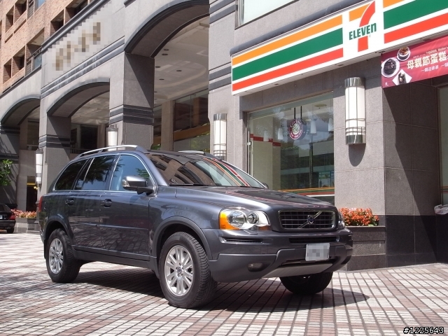 XC90 一個人 兩條腿 六個輪子
