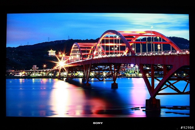 液晶電視再進化~BRAVIA 52X1的感動