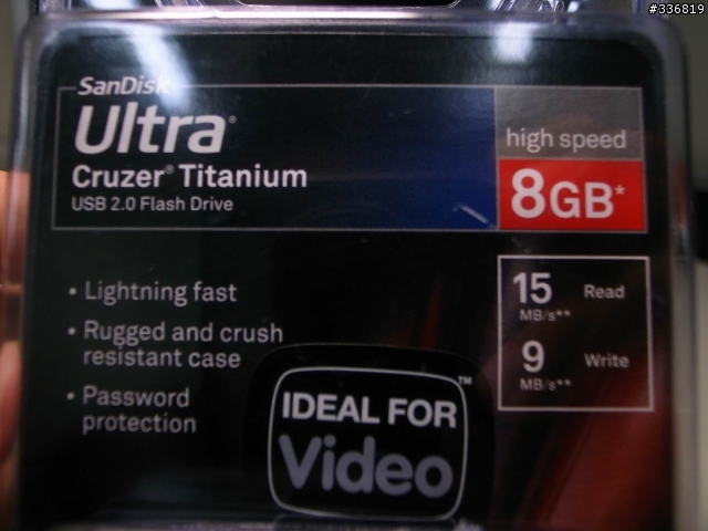 金屬質感上身【sandisk ultra cruzer Titanium 8G 】開箱