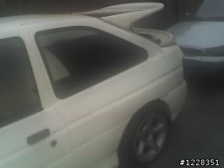 同生不同命...FORD Escort