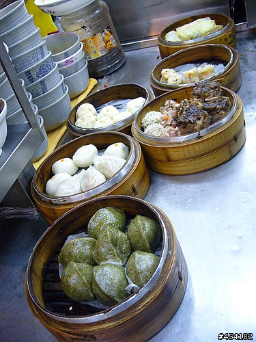 {美食}**台南市清祺素食點心部.....素食.但真的好吃耶{圖來了}