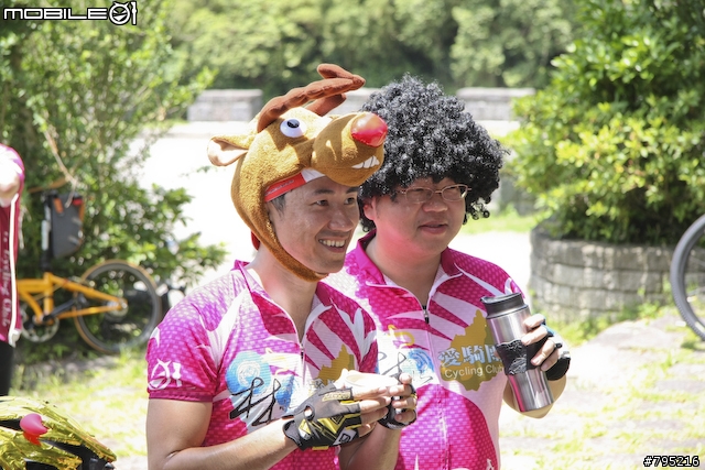 《一路南北騎 – 第一集》 年輕有勁的桃紅軍團-林北愛騎團