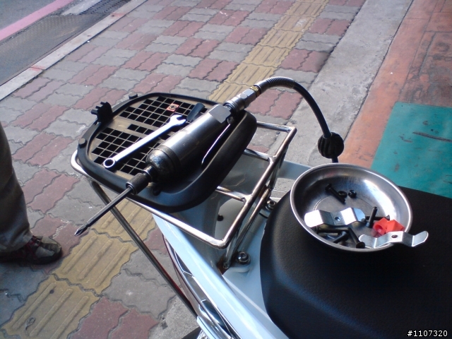 SYM GT125裝後箱,漢堡,後行李箱之現場實錄