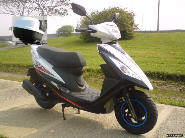 SYM GT125裝後箱,漢堡,後行李箱之現場實錄