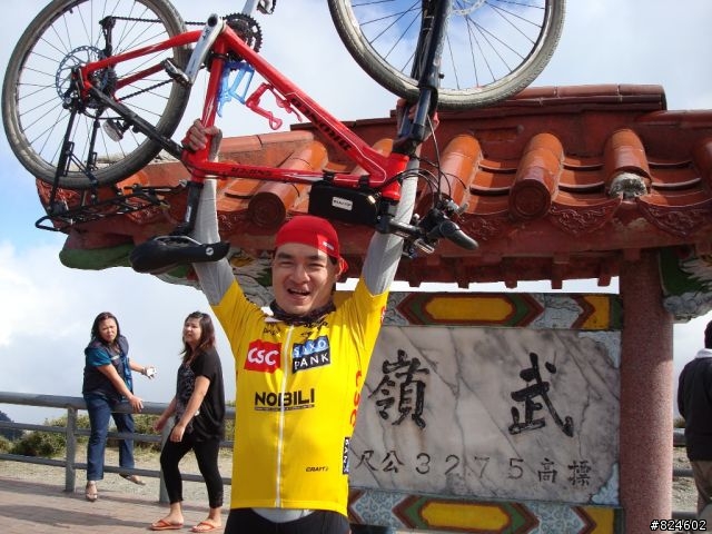 高山一豎之旅(上) 決戰武嶺之巔 - 鐵馬家庭南北大會師