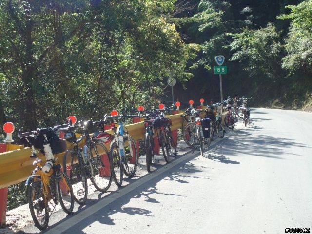 高山一豎之旅(上) 決戰武嶺之巔 - 鐵馬家庭南北大會師