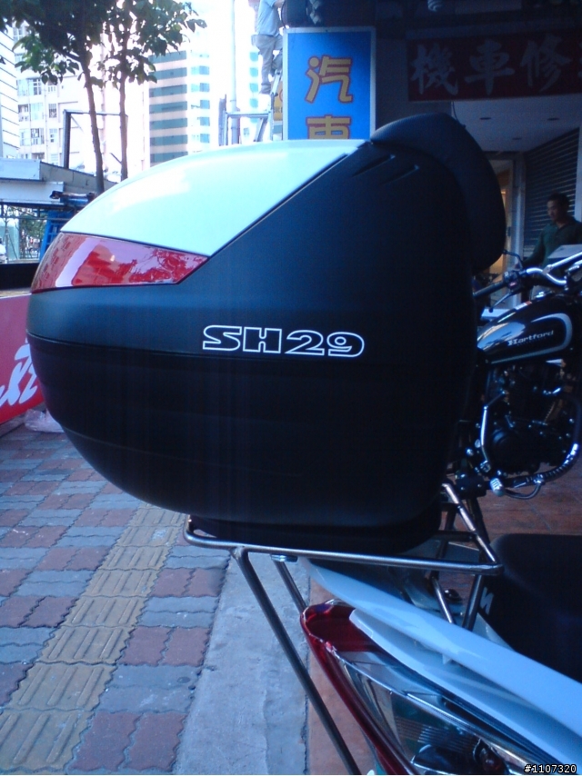 SYM GT125裝後箱,漢堡,後行李箱之現場實錄
