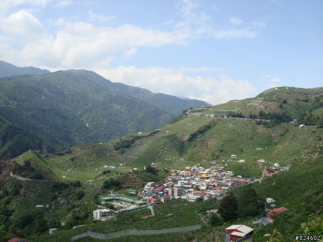 高山一豎之旅(上) 決戰武嶺之巔 - 鐵馬家庭南北大會師