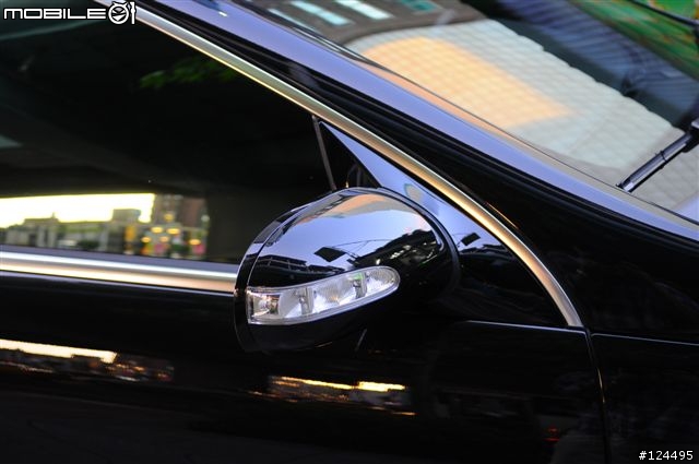 全新2009 BENZ R350 新改款開箱,加購2009最新COMMAND 系統~~~新車開箱開箱開箱