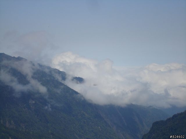 高山一豎之旅(上) 決戰武嶺之巔 - 鐵馬家庭南北大會師