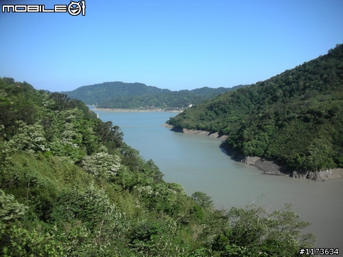黑白配 ~ 羅馬公路+拉拉山 ~