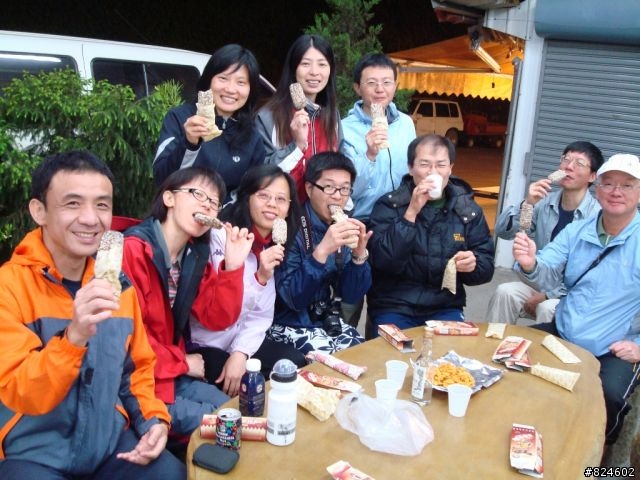 高山一豎之旅(上) 決戰武嶺之巔 - 鐵馬家庭南北大會師
