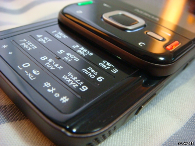 遲來的NOKIA N85開箱文