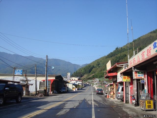 高山一豎之旅(上) 決戰武嶺之巔 - 鐵馬家庭南北大會師
