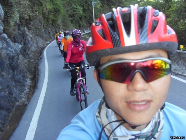 高山一豎之旅(上) 決戰武嶺之巔 - 鐵馬家庭南北大會師