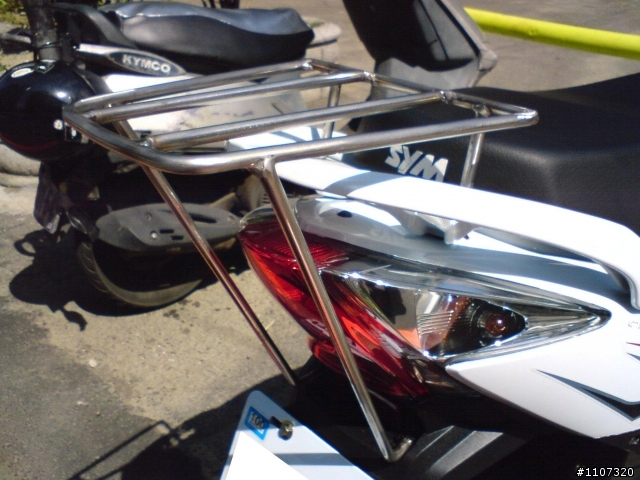 SYM GT125裝後箱,漢堡,後行李箱之現場實錄