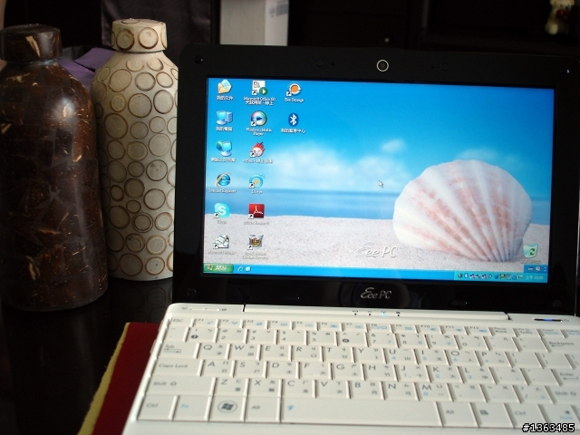 華碩貝殼機......輕薄到幾乎忘了她的存在