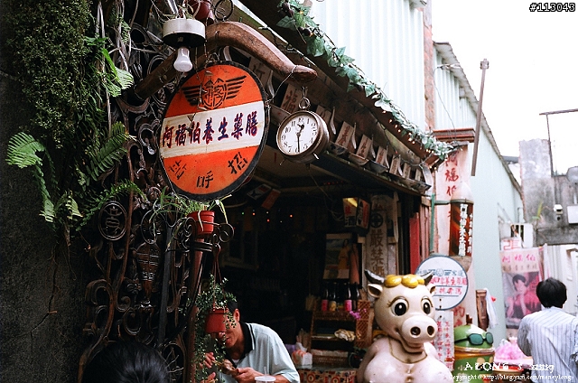 集古典華麗於一身的經典--NIKON 35TI