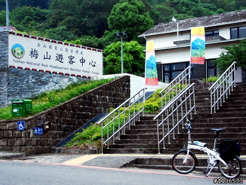 橫掠西東直墜桃源-小摺南橫之旅