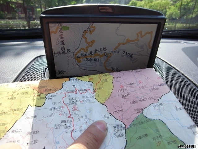 XC90 一個人 兩條腿 六個輪子