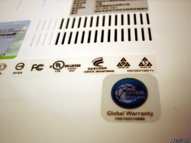 華碩貝殼機......輕薄到幾乎忘了她的存在