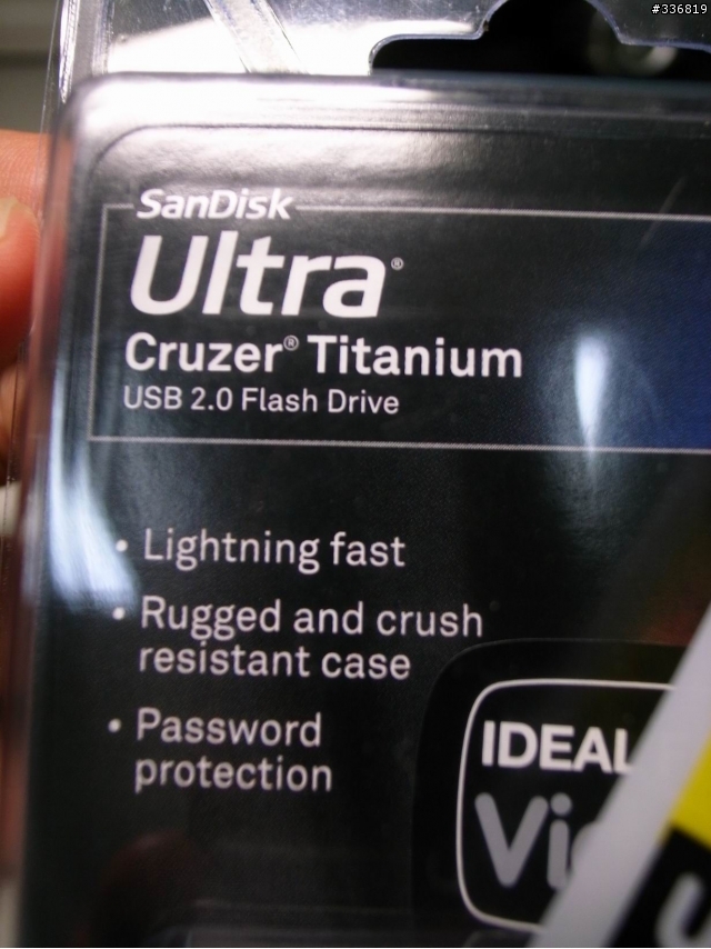 金屬質感上身【sandisk ultra cruzer Titanium 8G 】開箱