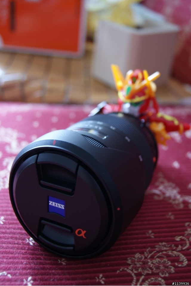 (分享)SONY alpha 330 開箱文