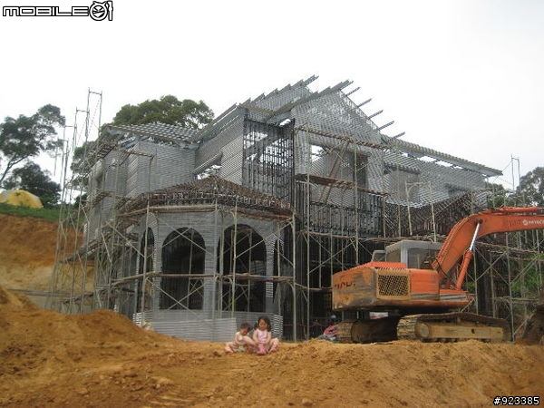 自地自建 ->設計發想及鋼構屋拆解文