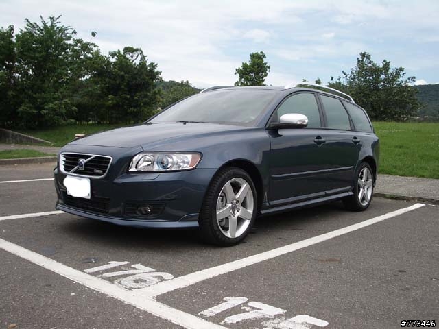V50 D5 R-design大佳河濱公園寫真及美容洗車照~~