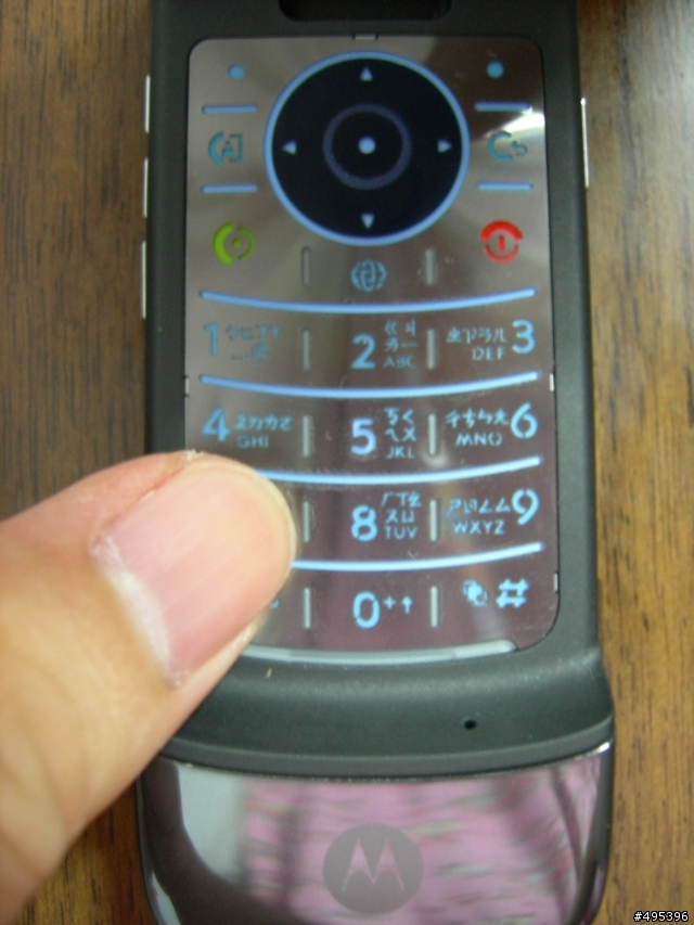 「不專業開箱」3.5G極速平民機︰MOTO K3(外觀篇)