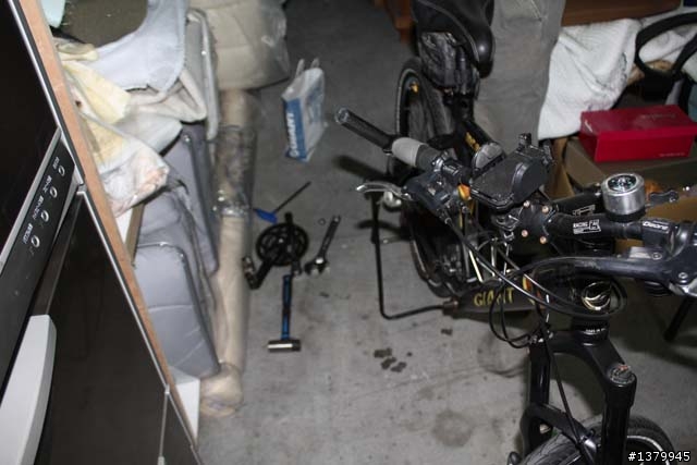 注意!如果騎捷安特 XTC se 07年的車主你的車友可能發生BB斷軸的重大意外!!!