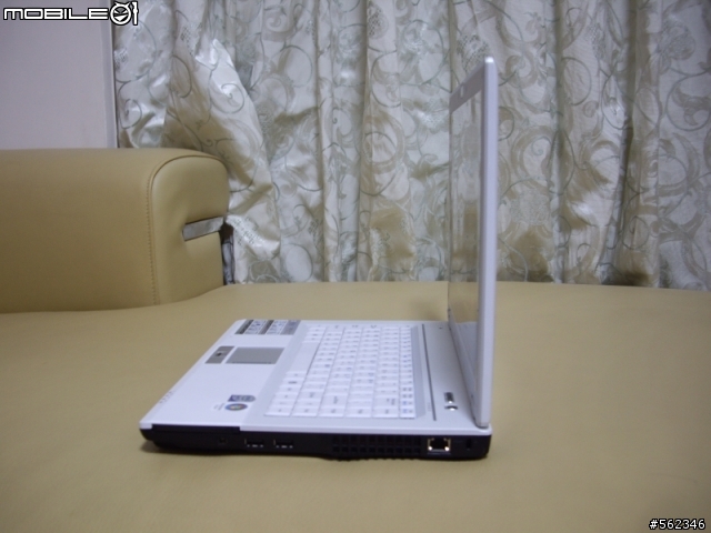MSI專案機PR400(白)簡易開箱