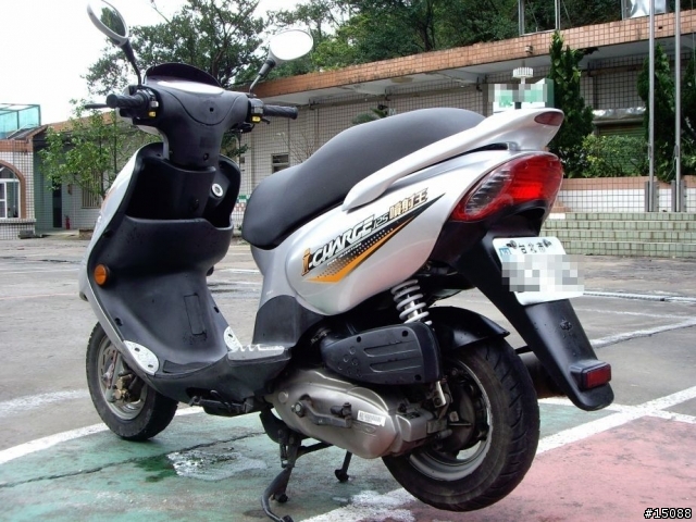 (分享) 7年前的四期噴射車 PGO噴射王