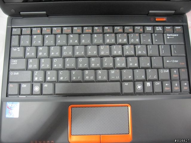 11.6" VIA Nano 平台Mini-note 遲來的開箱====6/30更新