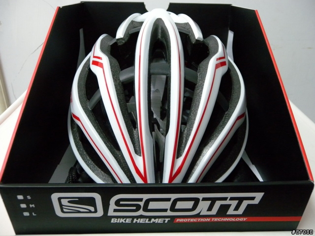 我的第一頂一級車帽----2009 SCOTT FUGA