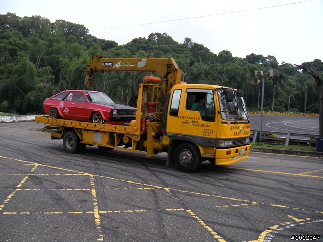 全員集合~2009~台灣旧車走行会!!!(幾輛老車讓大家猜型號^^)