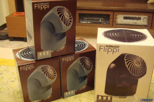 我的第一篇開箱文 VORNADO Flippi V6 & V8