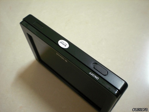 (開箱)艾諾 V6000HDV
