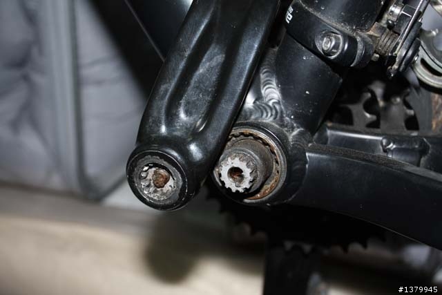 注意!如果騎捷安特 XTC se 07年的車主你的車友可能發生BB斷軸的重大意外!!!