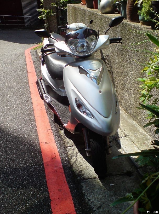 (分享) 7年前的四期噴射車 PGO噴射王