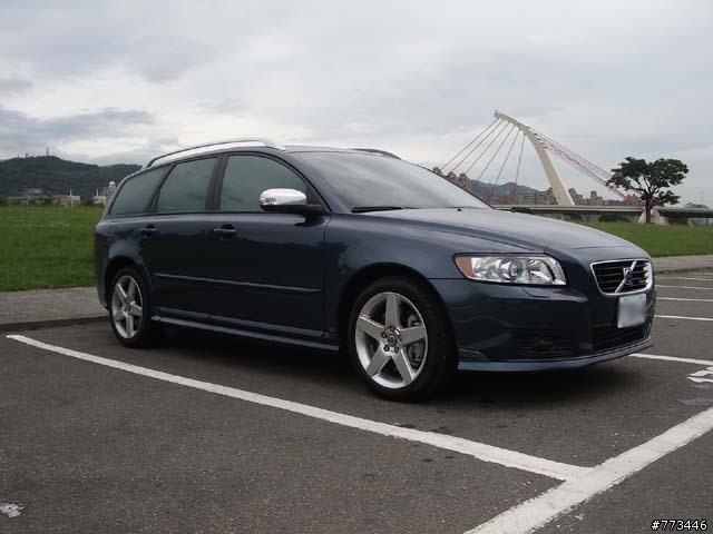 V50 D5 R-design大佳河濱公園寫真及美容洗車照~~