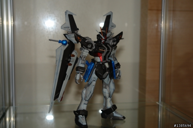 Strike Noir Gundam...黑貓黑貓~