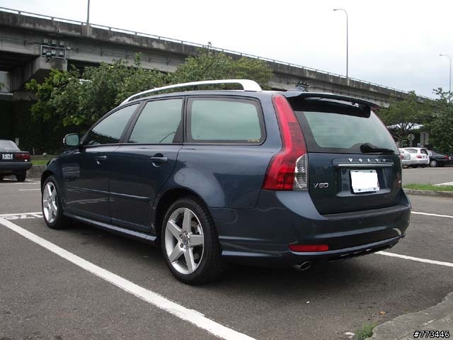 V50 D5 R-design大佳河濱公園寫真及美容洗車照~~
