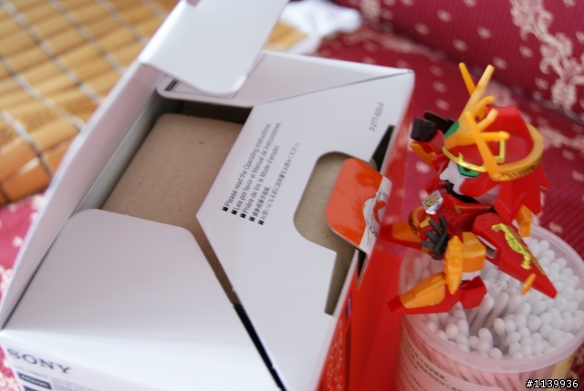 (分享)SONY alpha 330 開箱文