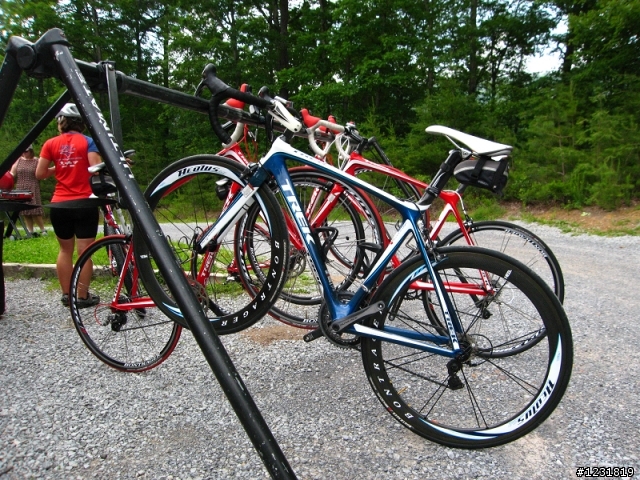【分享】Trek Madone 6.9 Pro "三十萬元"初體驗(同時試騎 Madone 5.5 Pro 以及 登山車Gary Fisher HiFi Pro)