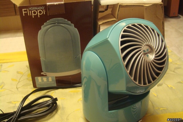 我的第一篇開箱文 VORNADO Flippi V6 & V8