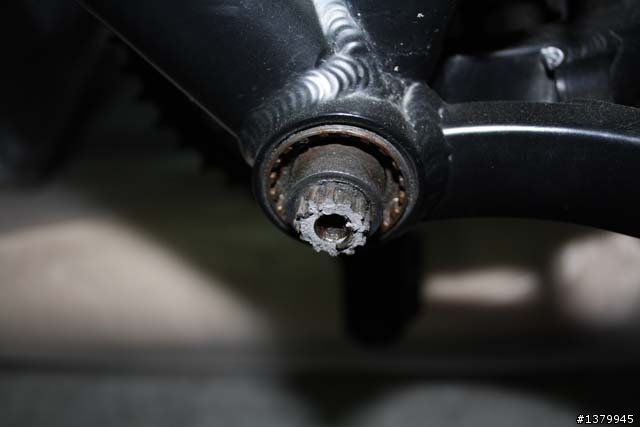 注意!如果騎捷安特 XTC se 07年的車主你的車友可能發生BB斷軸的重大意外!!!