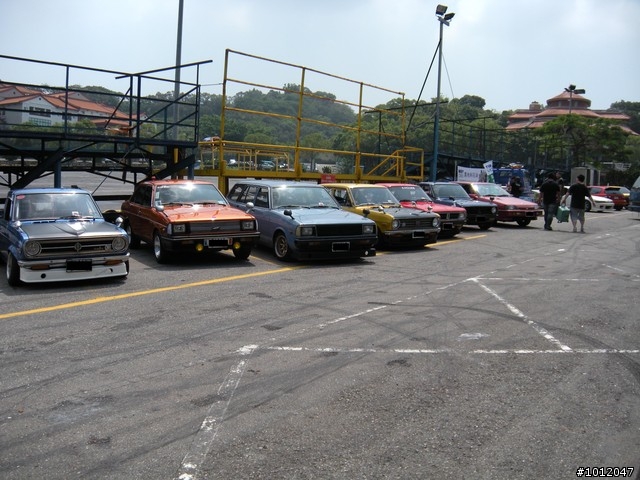 全員集合~2009~台灣旧車走行会!!!(幾輛老車讓大家猜型號^^)