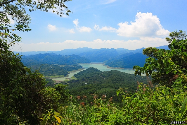 三腳南山
